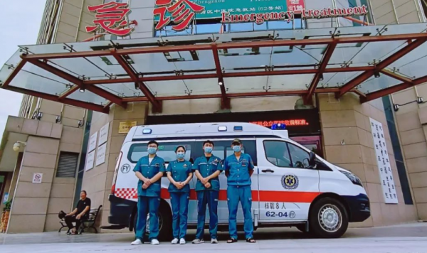 醫(yī)心向黨，七一歌唱祖國，急診科全力護航！