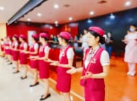 優(yōu)質(zhì)服務(wù)，以“禮”開始，我院護(hù)理部、門診部開展禮儀服務(wù)培訓(xùn)