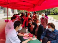 鄭西名醫(yī)、專家進(jìn)社區(qū)愛心義診，獻(xiàn)禮母親節(jié)！