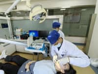 38歲女子矯正牙齒讓自己更美更健康，醫(yī)生：正畸無懼年齡！