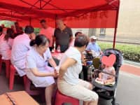 致敬教師，醫(yī)路呵護(hù)，名醫(yī)專家進(jìn)社區(qū)暖心義診送健康！