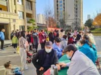 中西醫(yī)專(zhuān)家，深入社區(qū)送溫暖，傳播健康理念！