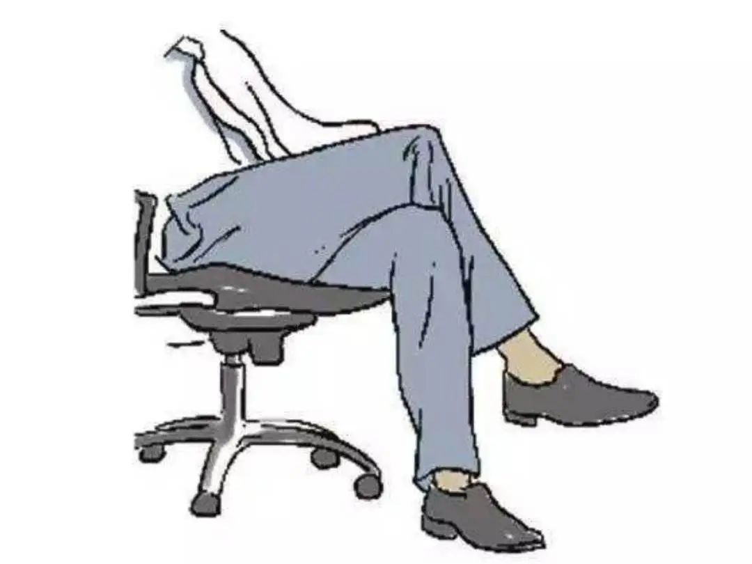 最喜歡的這個坐姿，對健康很不友好！不防試試這個動作！