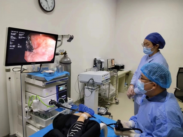 女子痔瘡便血、暈厥，醫(yī)生新技術(shù)治療解尷尬，網(wǎng)友：給力！