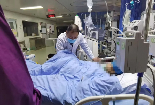 與死神競速！ICU團隊成功救治百草枯類農(nóng)藥中毒患者，創(chuàng)造生命奇跡